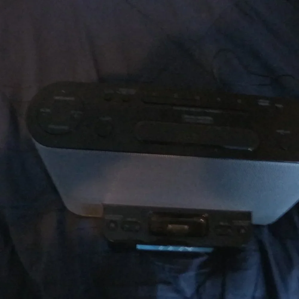 Sony Dream Machine FM/AM Clock Radio ICF-CS10iP Speaker Dock iPhone iPod Black